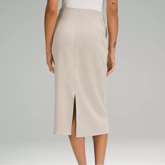 Lululemon Softstreme High-Rise Midi Skirt, Mojave Tan - Picture 2 of 9